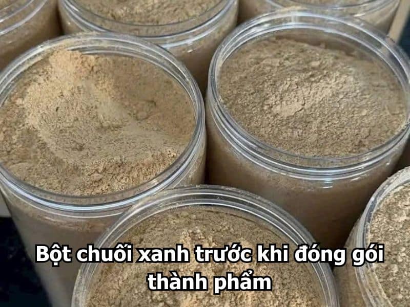 bot-chuoi-xanh-truoc-khi-dong-goi-thanh-pham